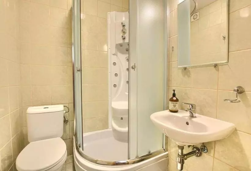 Aamiaismajoitus (B&B) Ośrodek Wypoczynkowy Evita