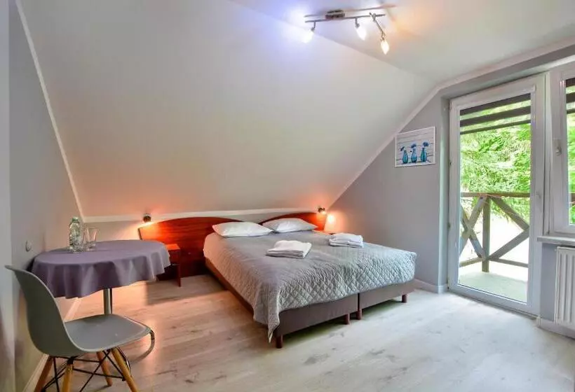 Aamiaismajoitus (B&B) Ośrodek Wypoczynkowy Evita