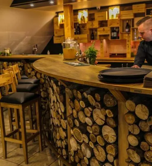 Aamiaismajoitus (B&B) Stolarnia