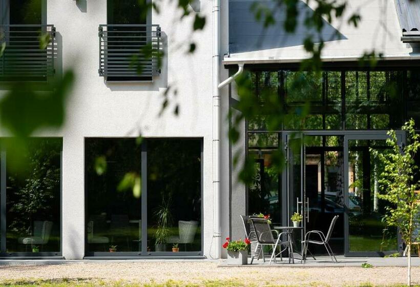 ベッドアンドブレックファースト Tenis Park Advantage