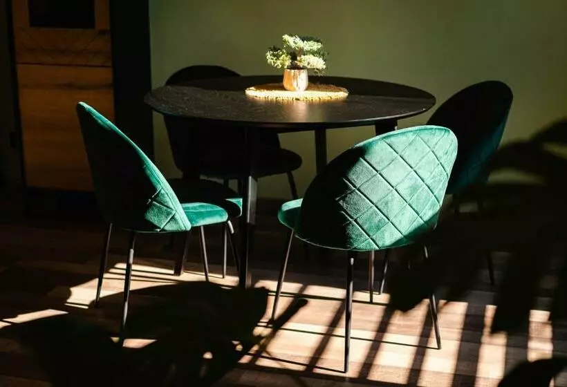 ベッドアンドブレックファースト Tenis Park Advantage