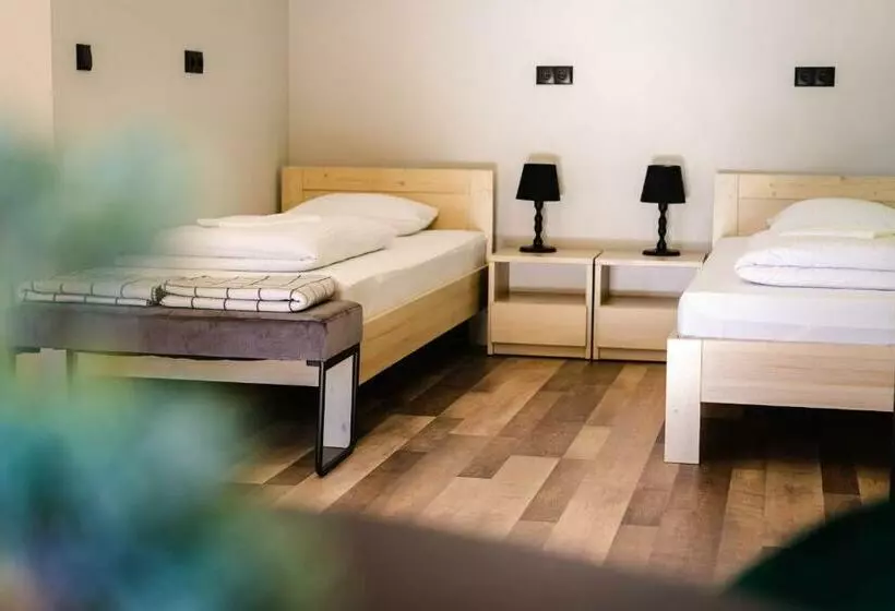 ベッドアンドブレックファースト Tenis Park Advantage