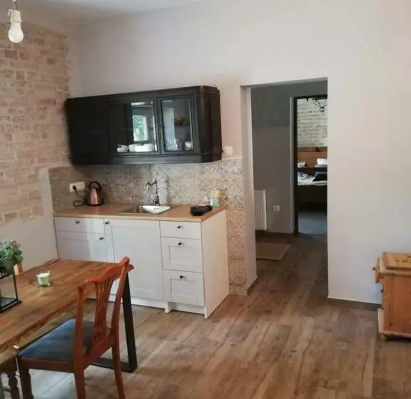 ベッドアンドブレックファースト Uroczysko Oleśnica