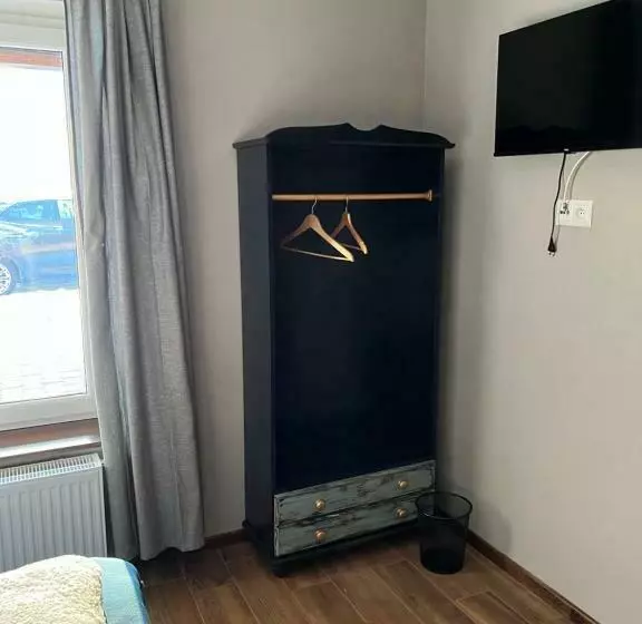 ベッドアンドブレックファースト Uroczysko Oleśnica