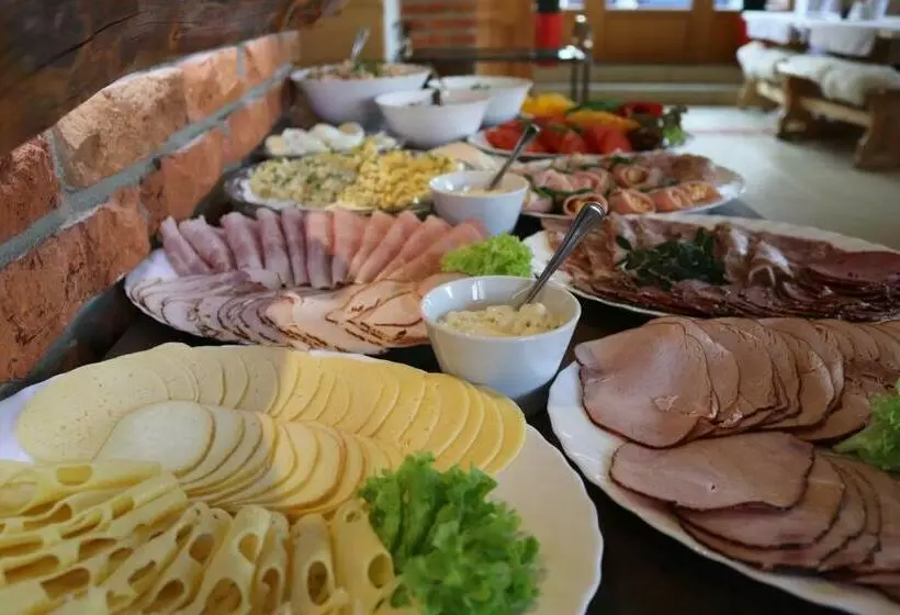 ベッドアンドブレックファースト Gościna U Maryny