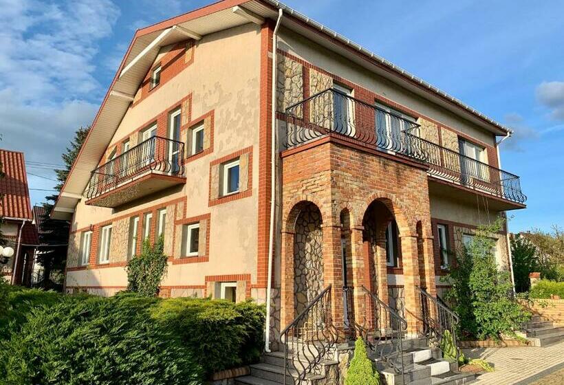 住宿加早餐  Willa łąkowa