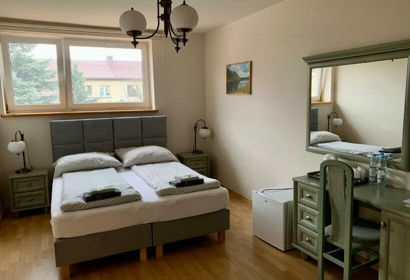 住宿加早餐  Willa łąkowa