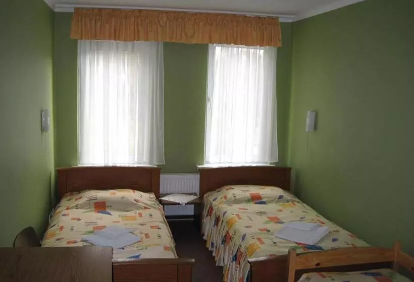 Retkeilymaja Ośrodek Wypoczynkowy Leśne Ustronie