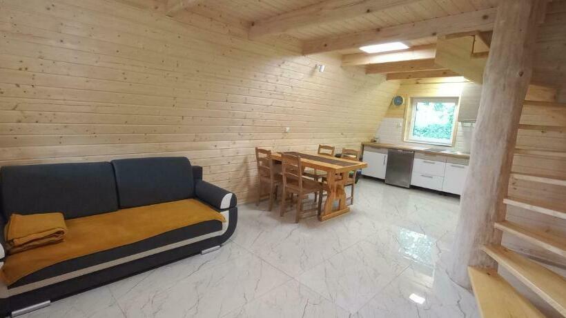 ホテル Bieszczadzkie Domki Z Widokiem 793 903 243