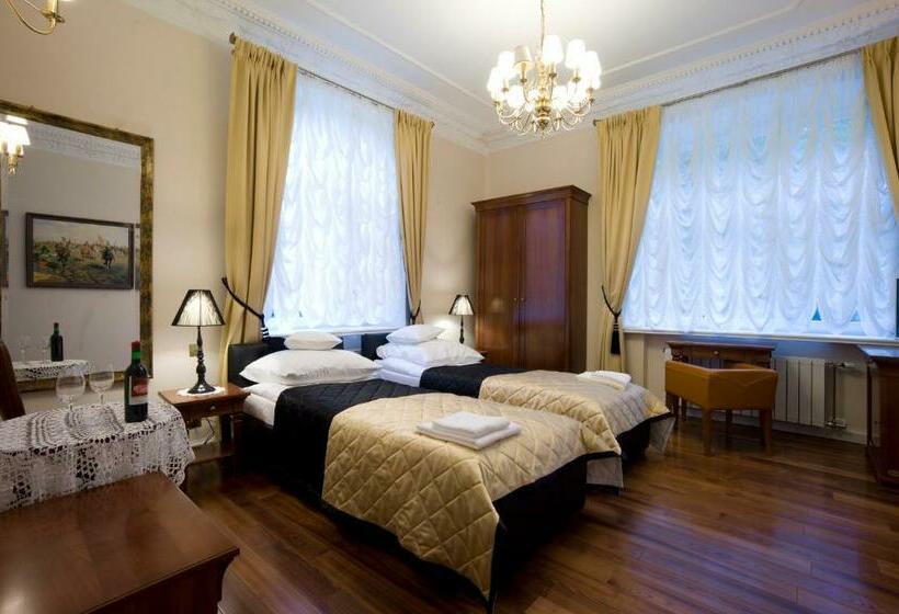 בית מלון כפרי Dwór W Zabużu