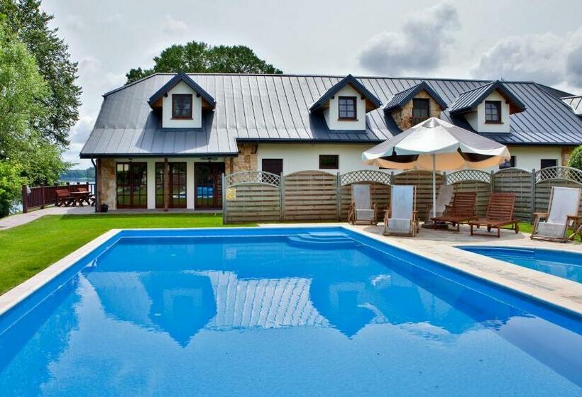 בית מלון כפרי Dwór W Zabużu