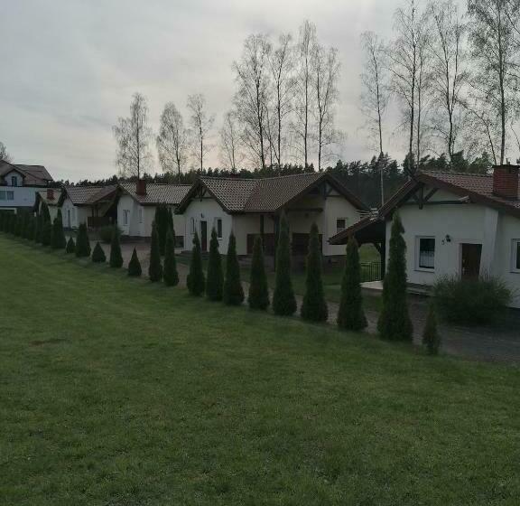 ホテル Domki W Zaciszu