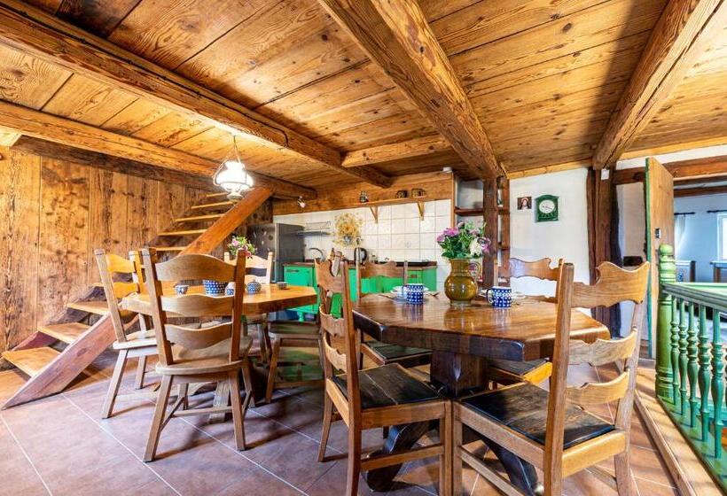 پانسیون Dom Pod Mandragorą, Natural House Ad 1800