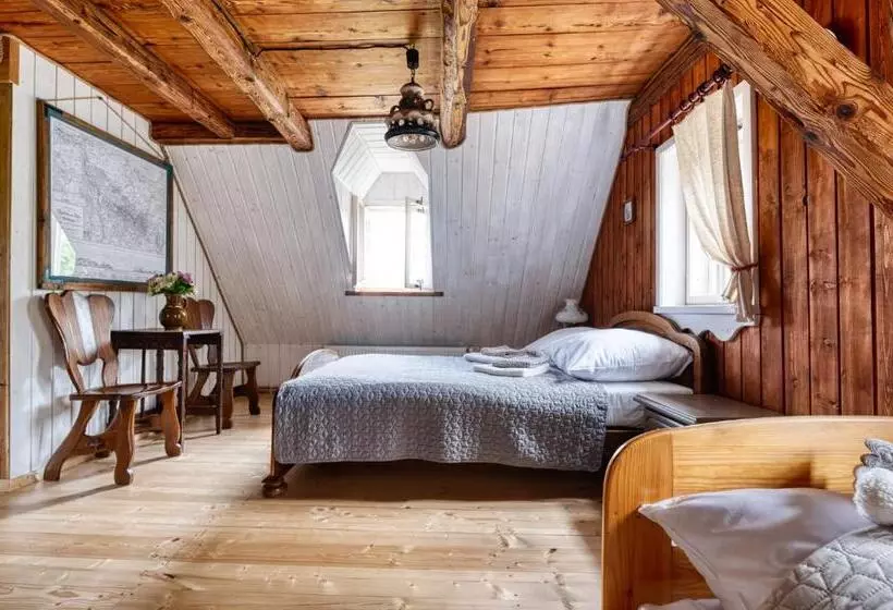 Majatalo Dom Pod Mandragorą, Natural House Ad 1800