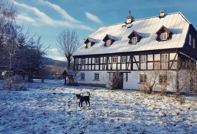 Majatalo Dom Pod Mandragorą, Natural House Ad 1800