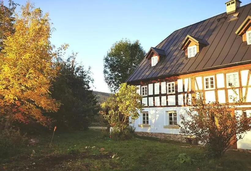 Majatalo Dom Pod Mandragorą, Natural House Ad 1800