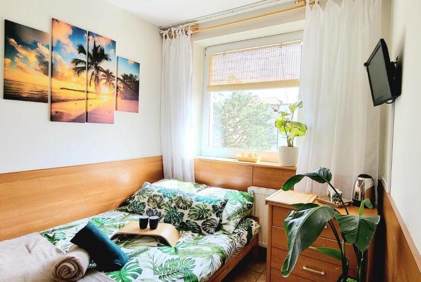 פנסיון Pokoje Gościnne Azaliowa 34 Mielno