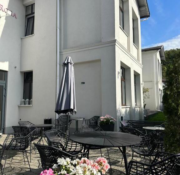 פנסיון Villa Rosa 200m Od Morza