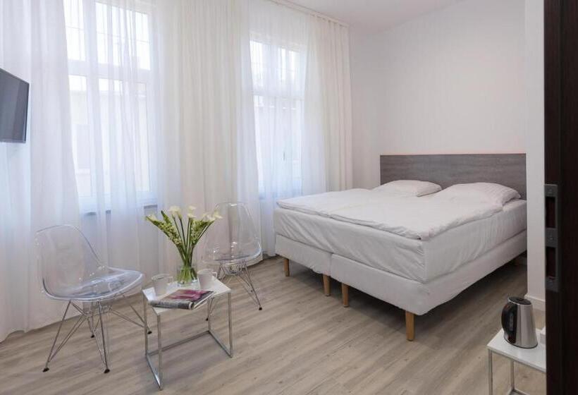 פנסיון Villa Rosa 200m Od Morza