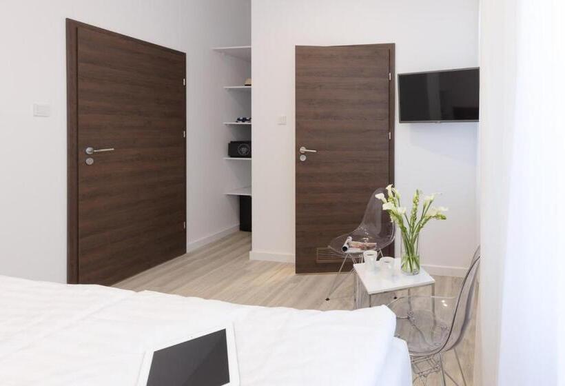 פנסיון Villa Rosa 200m Od Morza