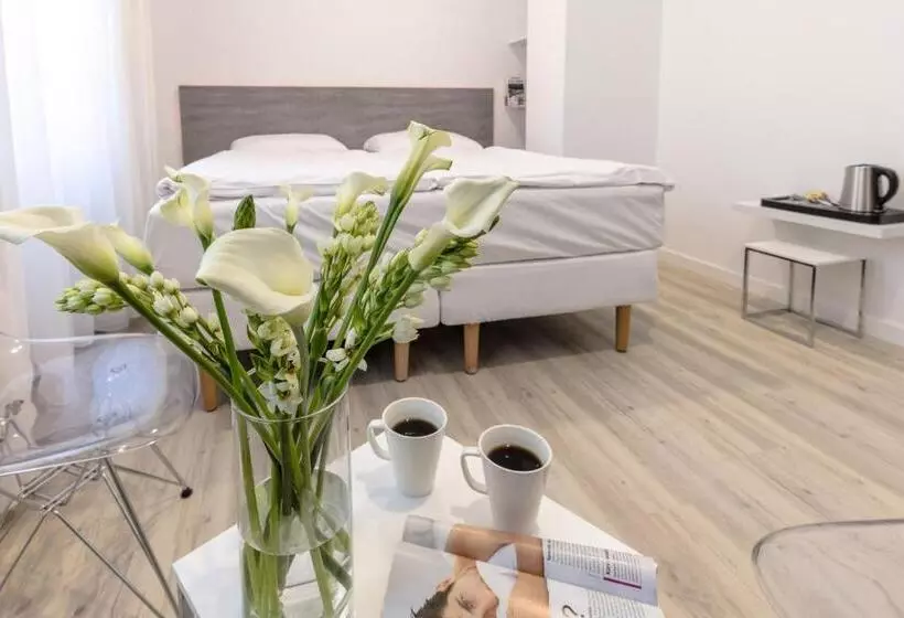 ペンション Villa Rosa   200m Od Morza