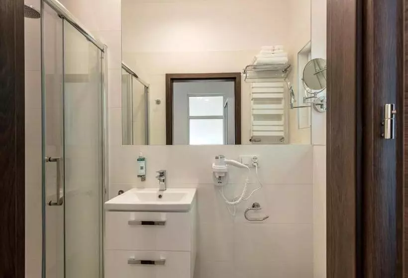 ペンション Villa Rosa   200m Od Morza