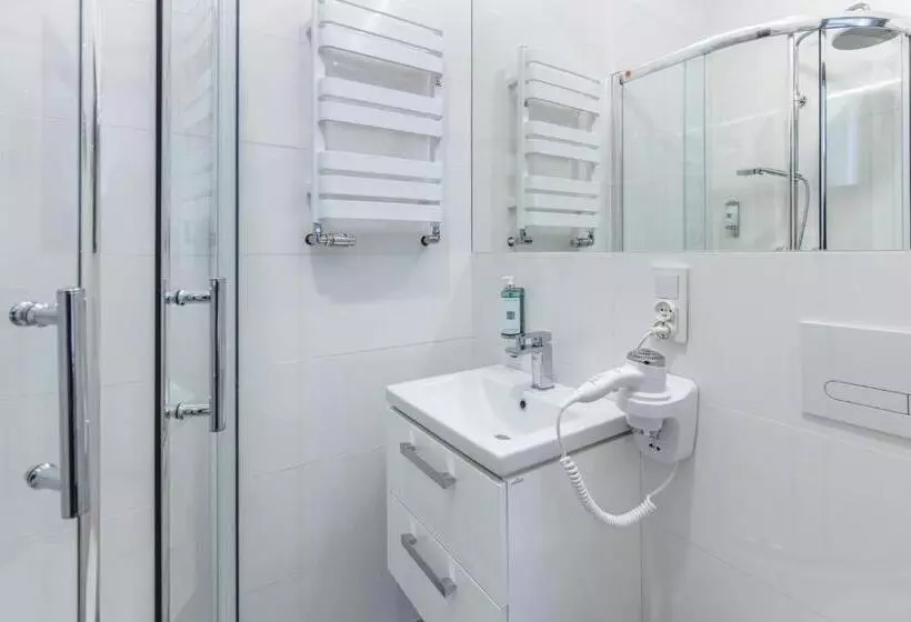 ペンション Villa Rosa   200m Od Morza