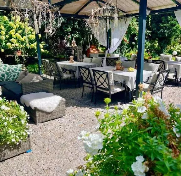 پانسیون Villa Siesta