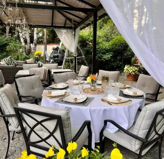 پانسیون Villa Siesta