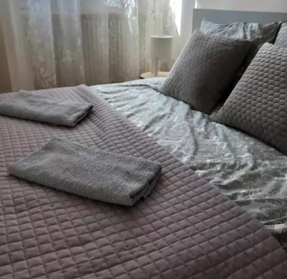 ユースホステル Bankowa 8 Guest Rooms