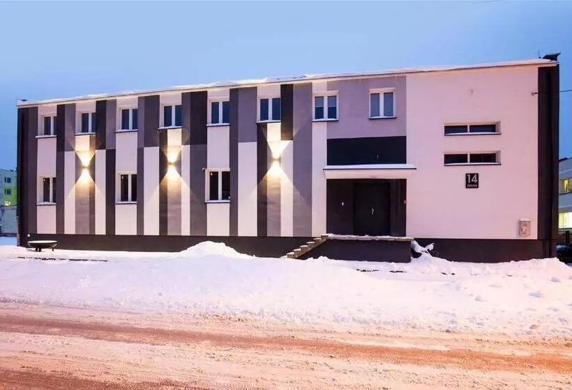 Retkeilymaja Marathon Noclegi