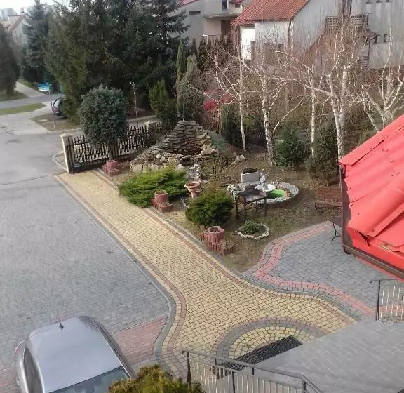 Retkeilymaja Noclegi Zajazdmieszko