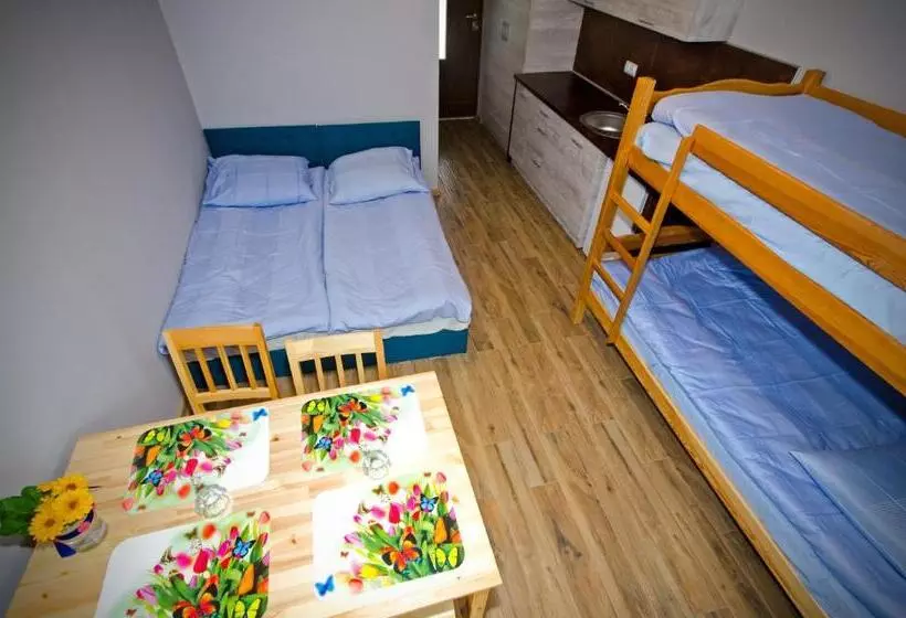 Retkeilymaja Ośrodek Dąbrówka