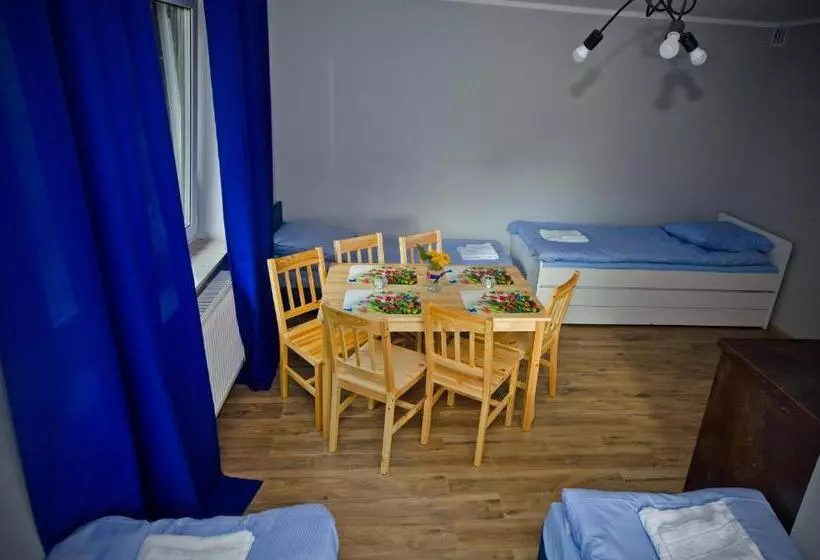 Retkeilymaja Ośrodek Dąbrówka