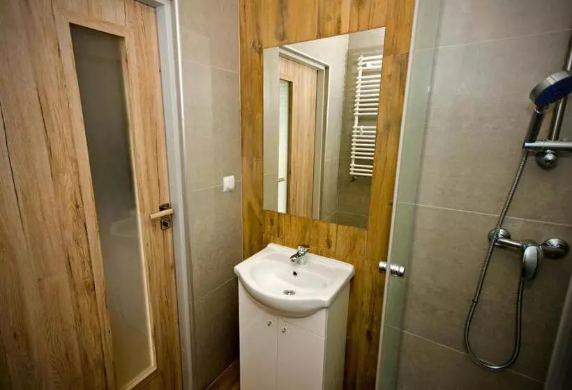 Retkeilymaja Ośrodek Dąbrówka