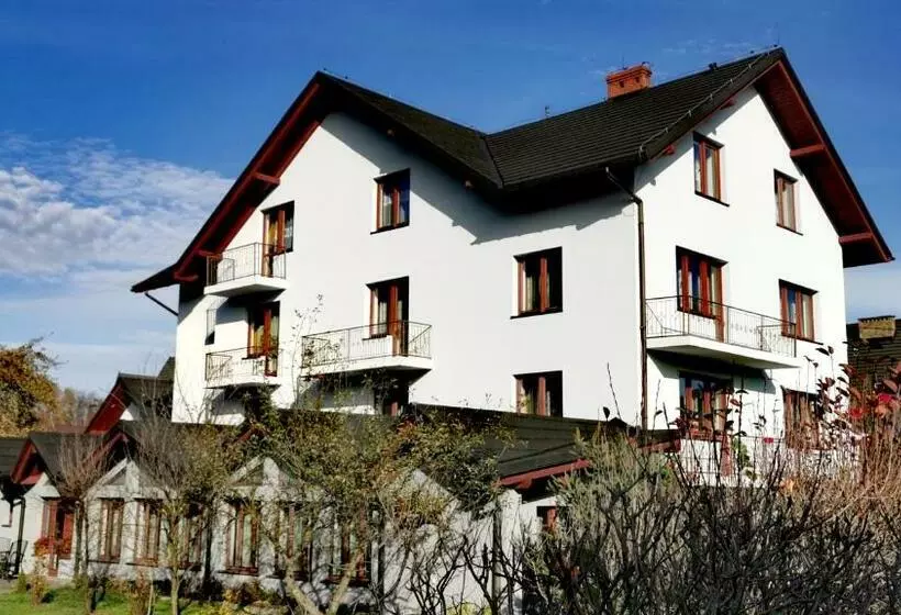 Aamiaismajoitus (B&B) Dom Wczasowy Irys