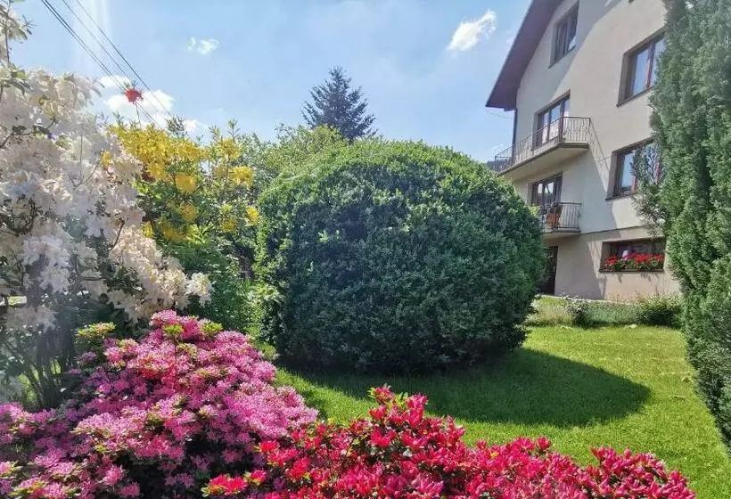 Aamiaismajoitus (B&B) Dom Wczasowy Irys