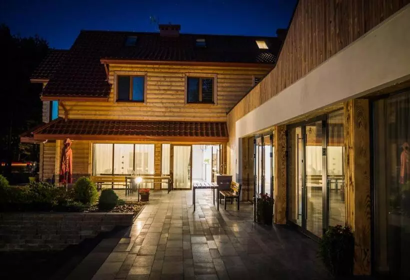 Aamiaismajoitus (B&B) Leśna Chata