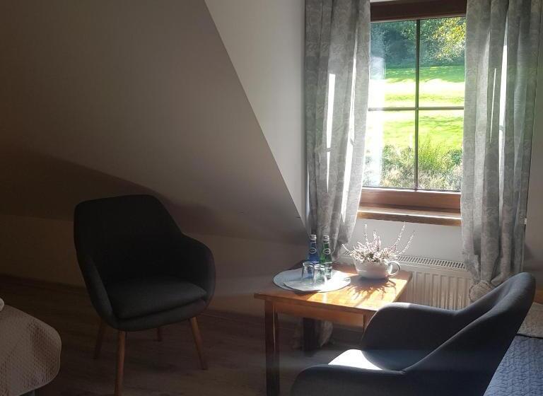 민박 Pokoje Gościnne Art  Dworek