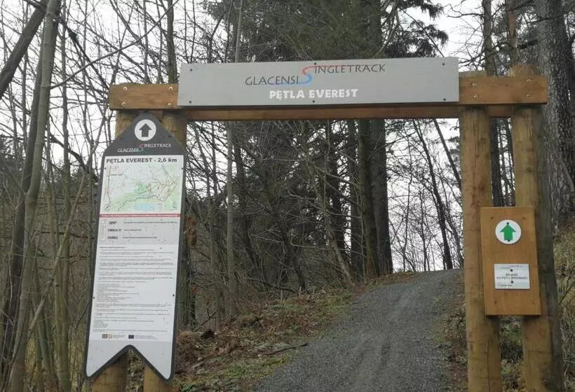 تختخواب و صبحانه Pokoje Gościnne Art  Dworek