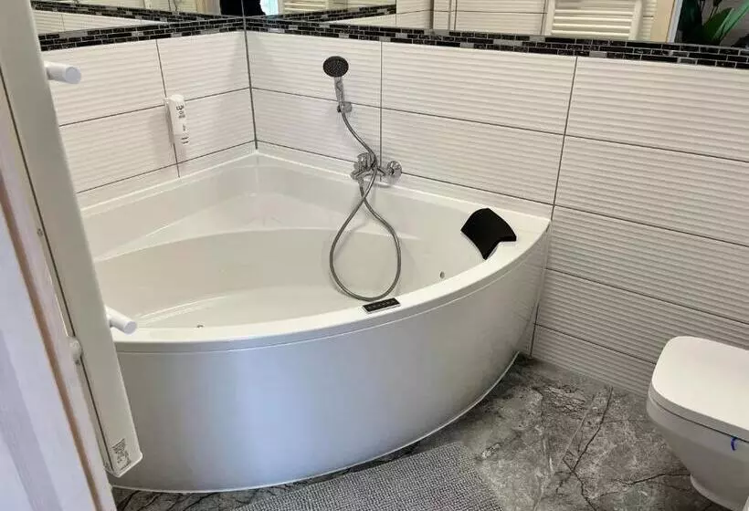 Aamiaismajoitus (B&B) Stachelisko   Domki I Pokoje