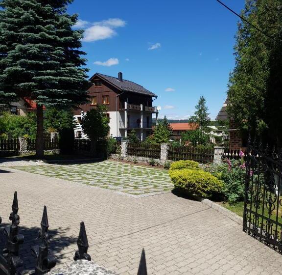 צימר Willa Gencjana