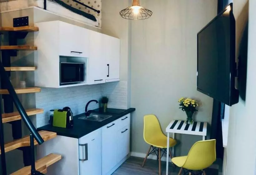 Golda Apartments