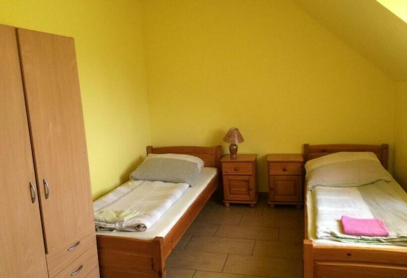 호텔 Agropensjonat Furtak