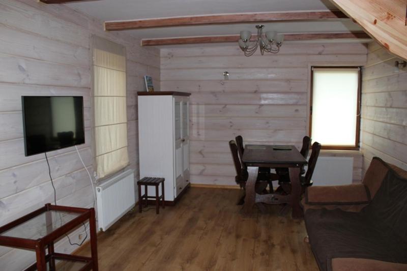 酒店 Agroturystyka żubr