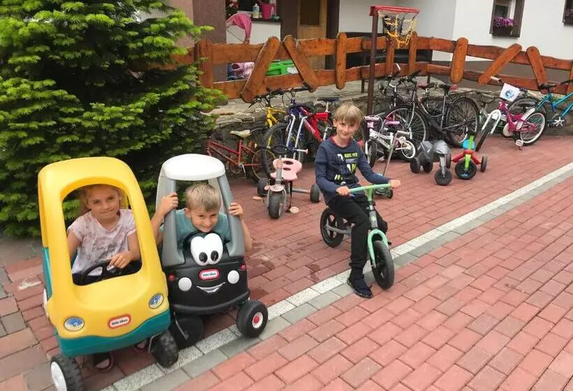 هتل Apartamenty Kadłubek