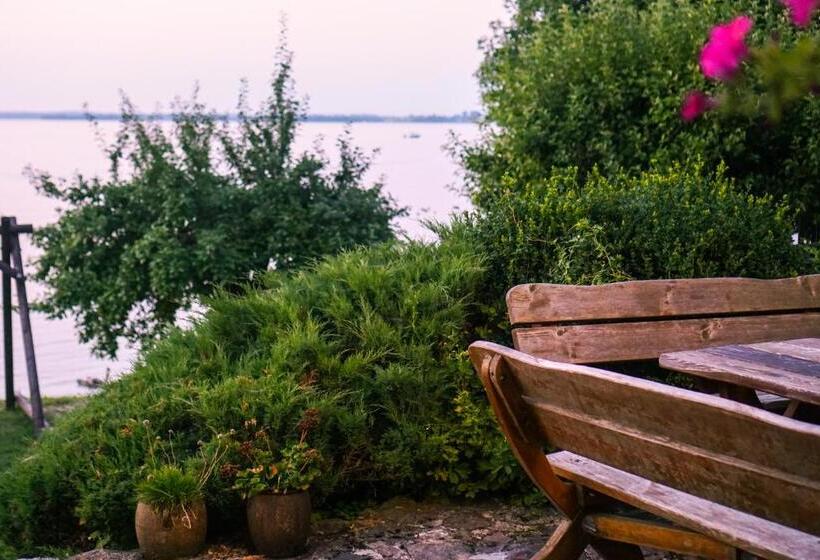 호텔 Mazurska Apartamenty