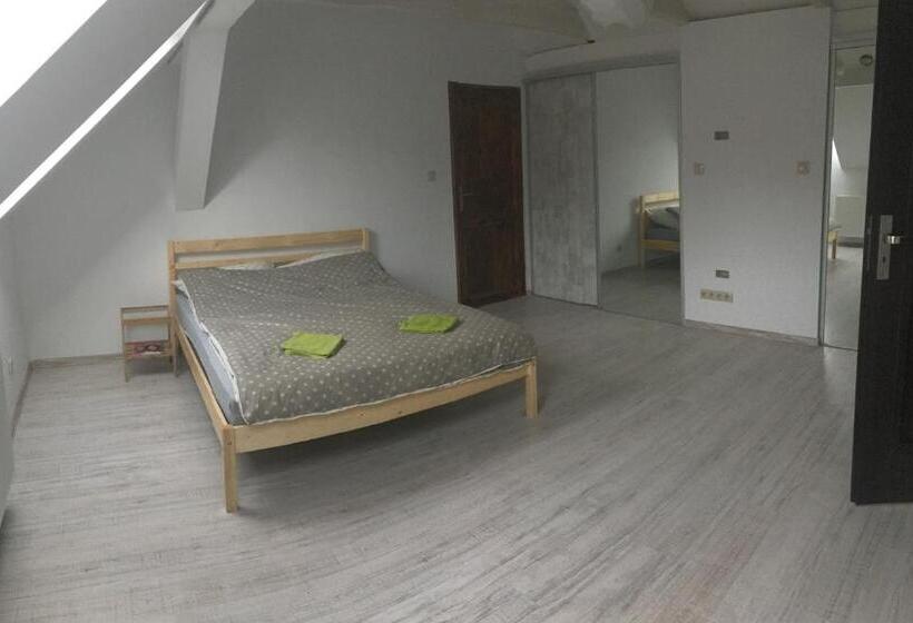 酒店 Ranczo Czarnocin