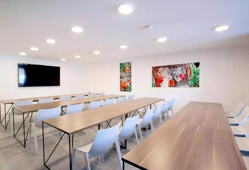 Majatalo Beskid Ski Villa