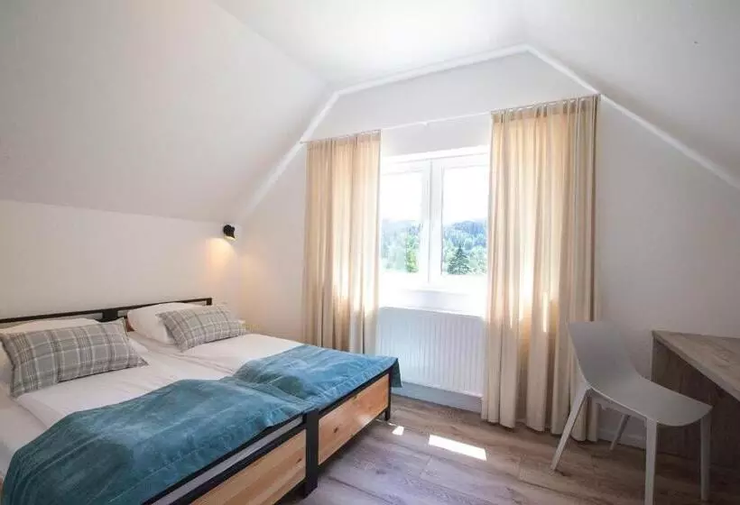 Majatalo Beskid Ski Villa